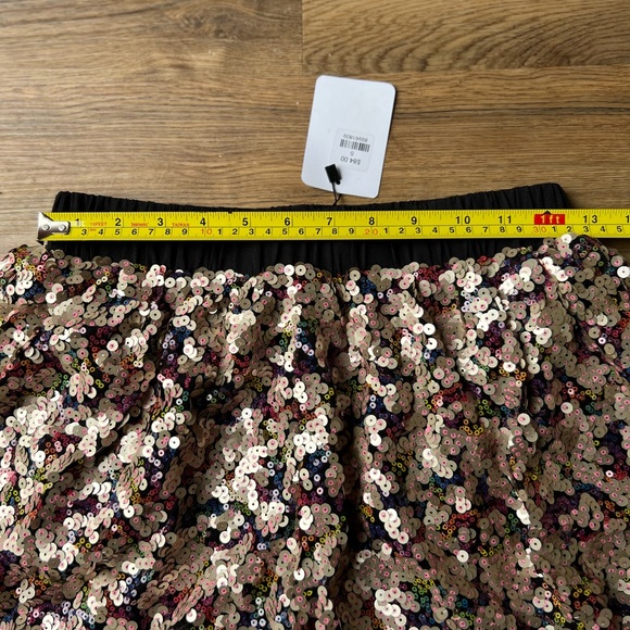 Sparkle For You Shorts 🎀 - Picture 7 of 8